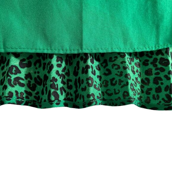 NANETTE LEPORE Women's Pleated Animal Print Smocked Mock Neck Midi Dress Green - Picture 9 of 12